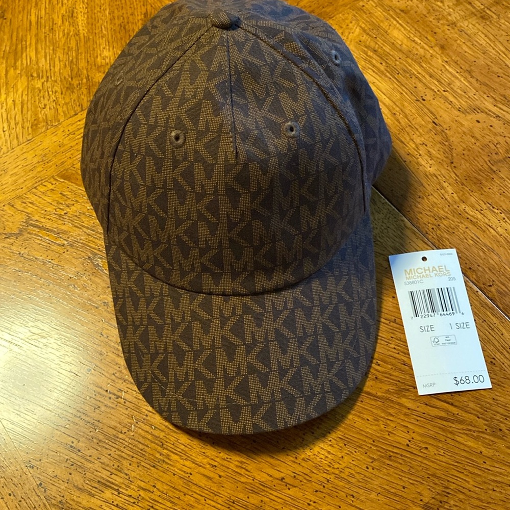MK hat